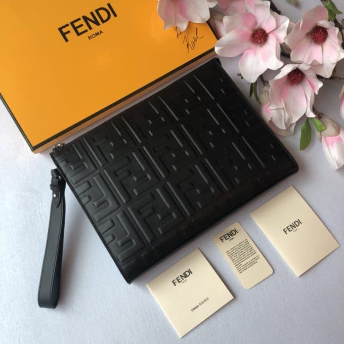 フェンディバッグコピー 2021新品注目度NO.1 FENDI メンズ セカンドバッグ
