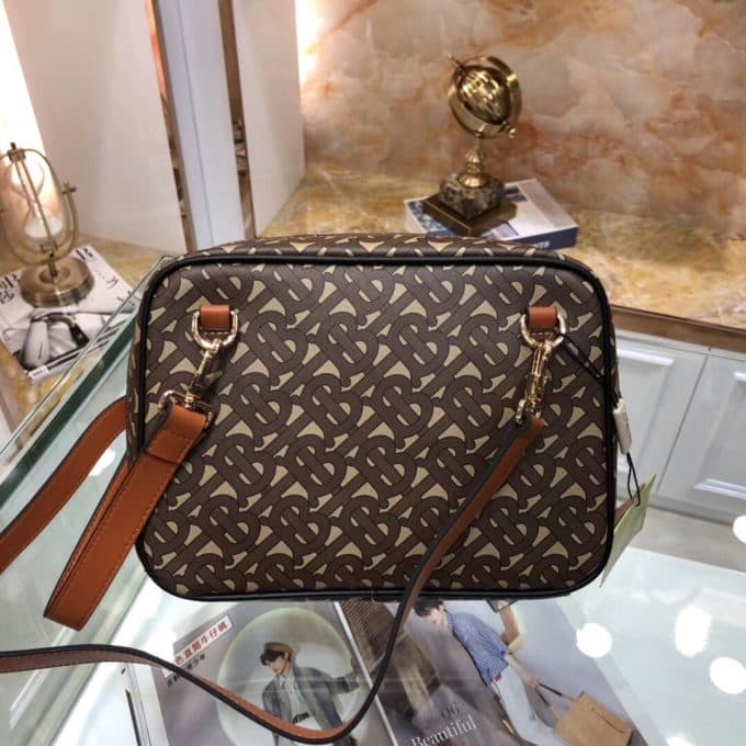 バーバリーバッグコピー 定番人気2021新品 BURBERRY メンズ ショルダーバッグ - 画像 (3)