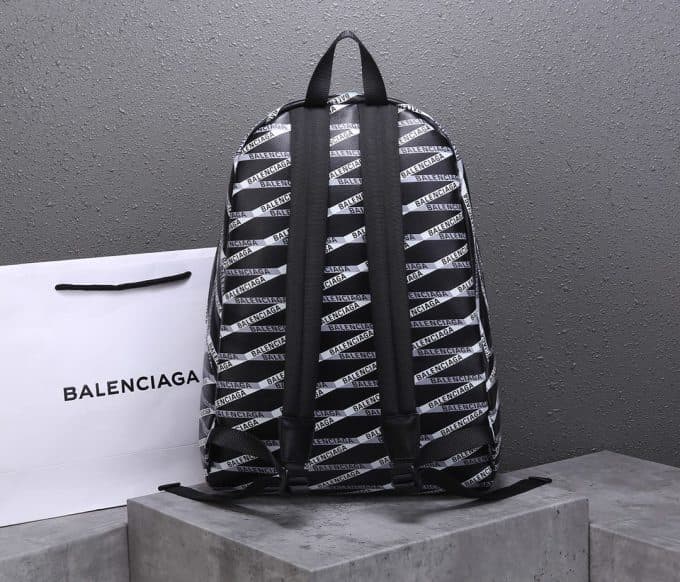 バレンシアガバッグコピー 定番人気2021新品 BALENCIAGA メンズ バックパック - 画像 (4)