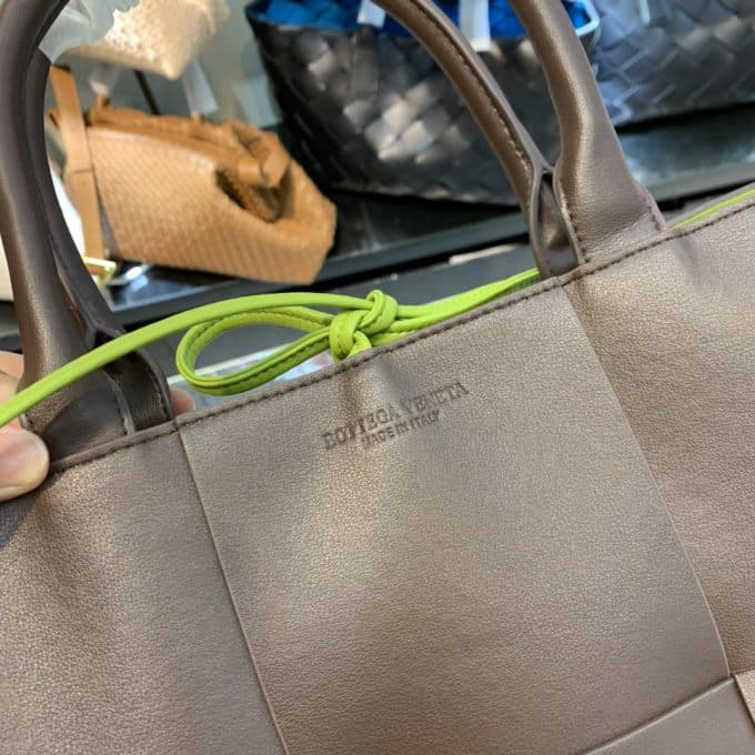 ボッテガヴェネタバッグコピー 定番人気2021新品 Bottega Veneta メンズ トートバッグ - 画像 (5)