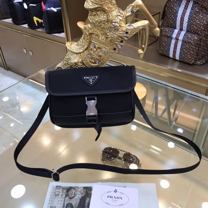 プラダバッグコピー 2021新品注目度NO.1 PRADA メンズ ショルダーバッグ
