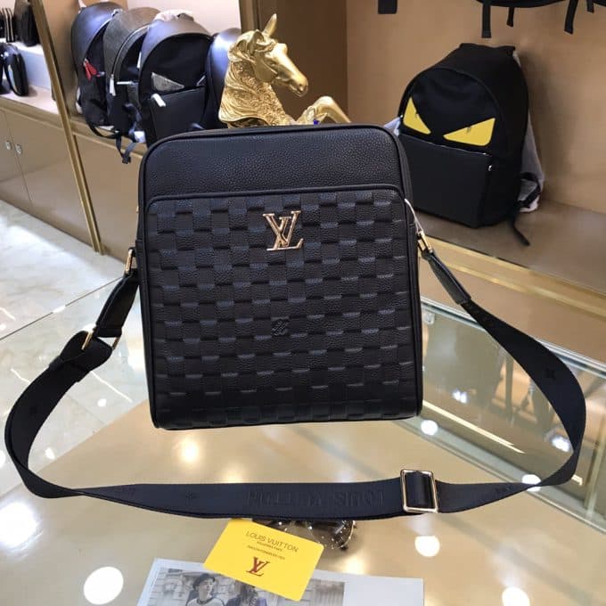 ルイヴィトンバッグコピー 定番人気2021新品 Louis Vuitton メンズ ショルダーバッグ - 画像 (4)
