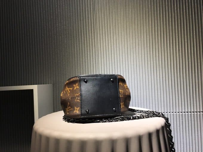 ルイヴィトンバッグコピー 定番人気2020新品 Louis Vuitton レディース ショルダーバッグ - 画像 (7)