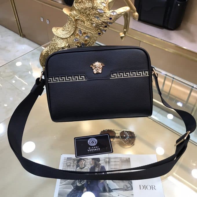 ヴェルサーチェバッグコピー 2021新品注目度NO.1 VERSACE メンズ ショルダーバッグ - 画像 (4)
