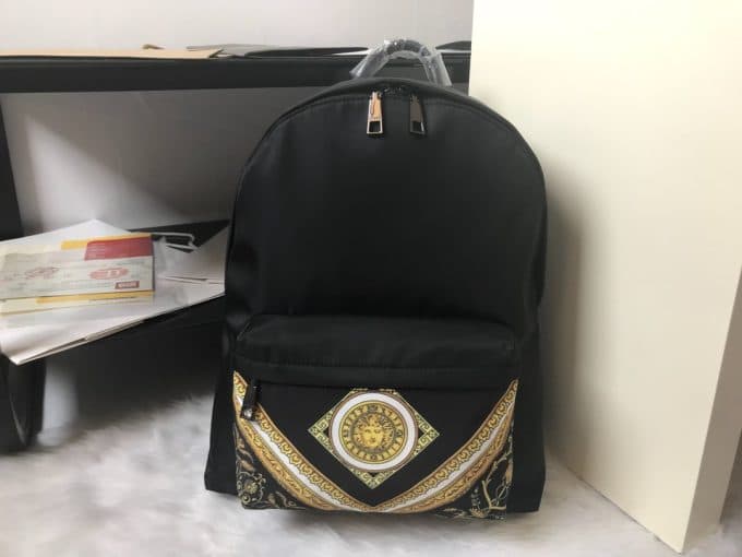 ヴェルサーチェバッグコピー 2021新品注目度NO.1 VERSACE メンズ バックパック
