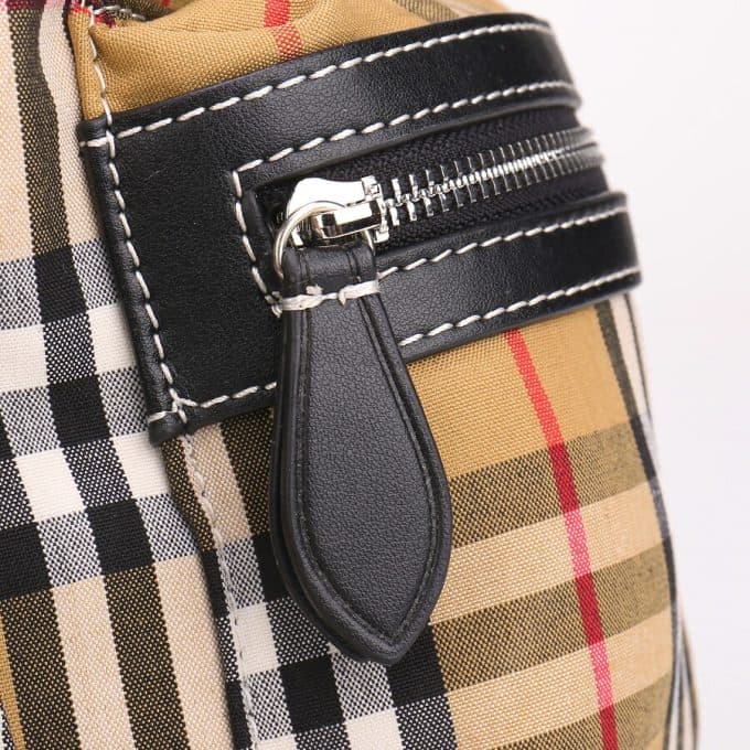バーバリーバッグコピー 定番人気2021新品 BURBERRY 男女兼用 バックパック - 画像 (7)