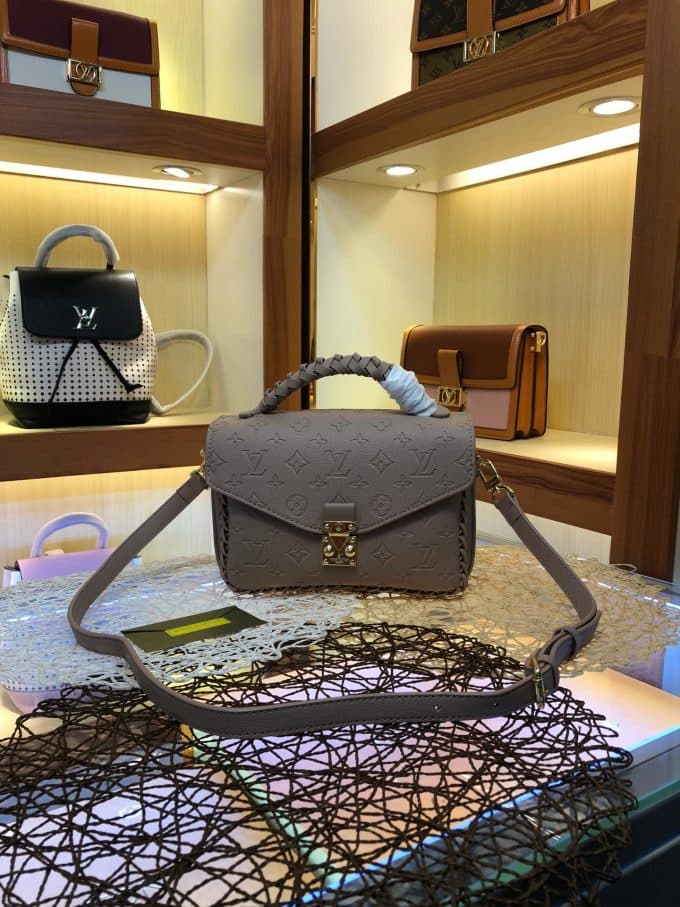 ルイヴィトンバッグコピー 2020新品注目度NO.1 Louis Vuitton メンズ ショルダーバッグ - 画像 (2)