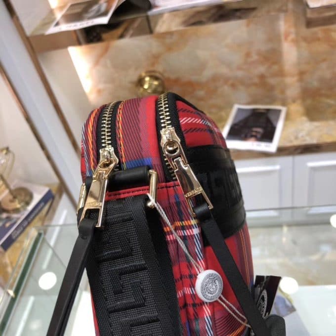 バーバリーバッグコピー 定番人気2021新品 BURBERRY メンズ ショルダーバッグ - 画像 (7)