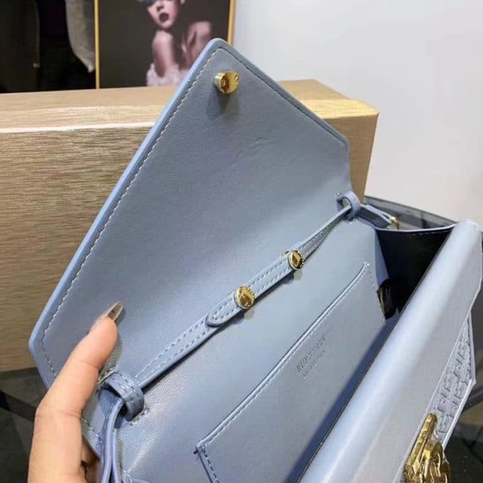 2019秋冬高品質バーバリー(BURBERRY)☆レディース ショルダーバッグコピー☆数量限定発表！お見逃しなく！ - 画像 (13)