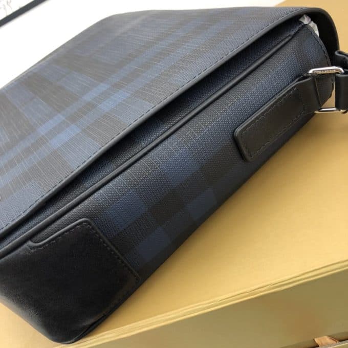 バーバリーバッグコピー 定番人気2021新品 BURBERRY メンズ ショルダーバッグ - 画像 (6)