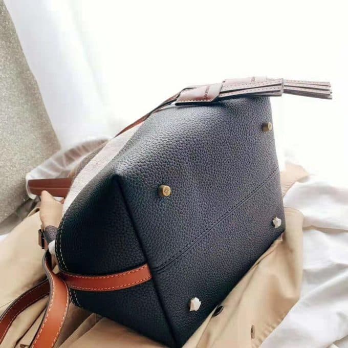 2019秋冬新作☆超売れ筋バーバリー(BURBERRY)☆レディース バケツバッグコピー☆特別価格にて販売!!今一番流行っている人気アイテム!! - 画像 (6)