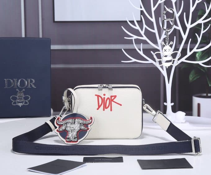ディオールバッグコピー 大人気2021新品 Dior メンズ ショルダーバッグ