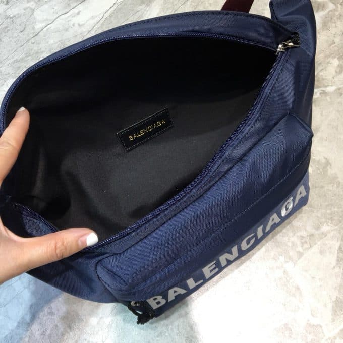 高品質 バレンシアガバッグコピー 定番人気2021新品 BALENCIAGA 男女兼用 ウエストポーチ - 画像 (6)