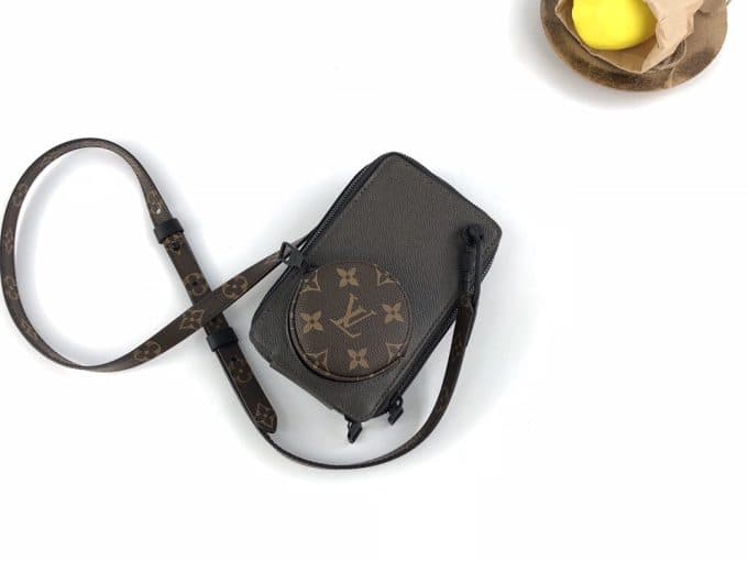 高品質ルイヴィトンバッグコピー 定番人気2021新品 Louis Vuitton メンズ ショルダーバッグ