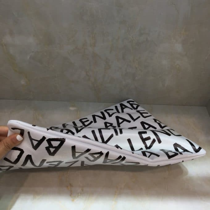 高品質 バレンシアガバッグコピー 2021新品注目度NO.1 BALENCIAGA 男女兼用 セカンドバッグ - 画像 (4)
