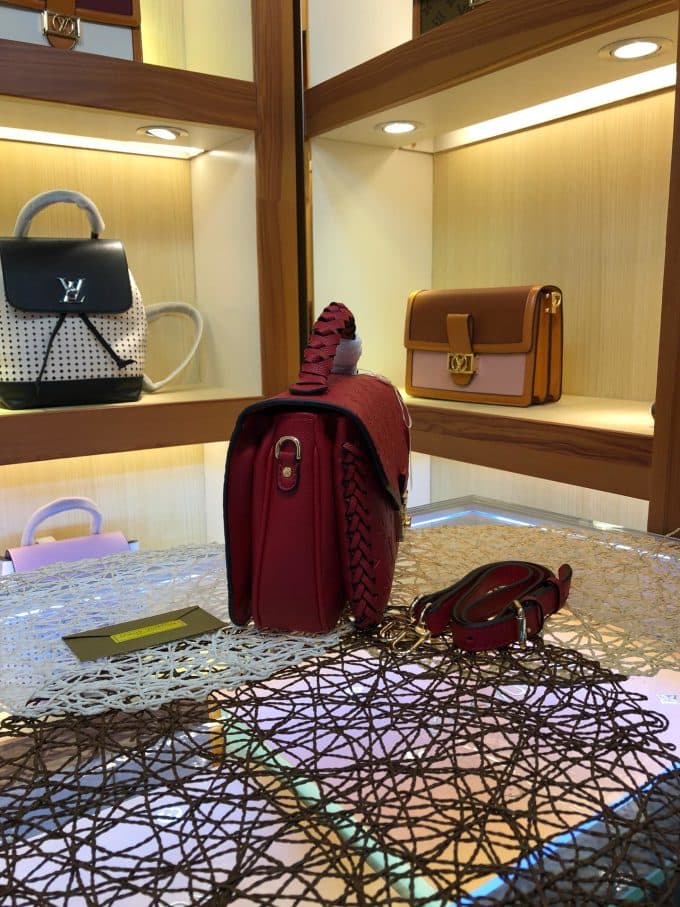 ルイヴィトンバッグコピー 2020新品注目度NO.1 Louis Vuitton メンズ ショルダーバッグ - 画像 (2)