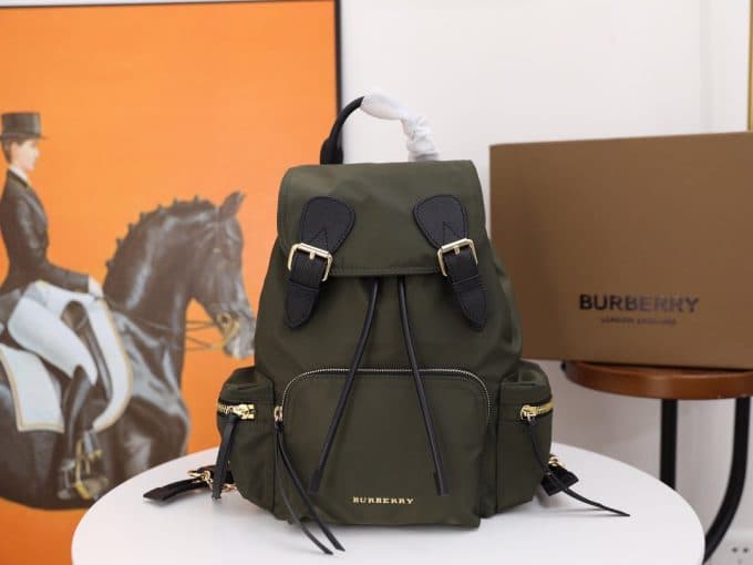 バーバリーバッグコピー 大人気2021新品 BURBERRY 男女兼用 バックパック