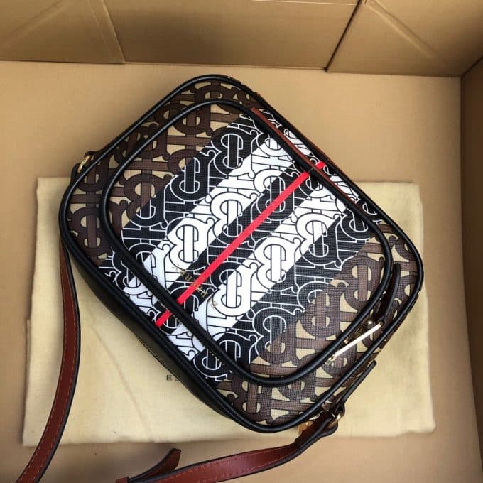バーバリーバッグコピー 定番人気2021新品 BURBERRY メンズ ショルダーバッグ - 画像 (3)