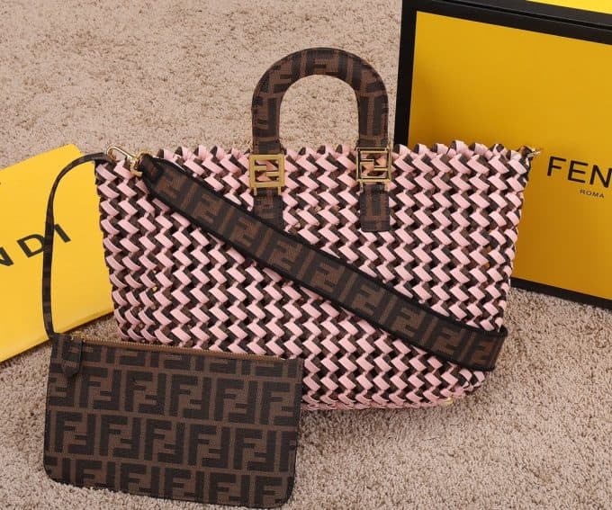 フェンディバッグコピー 2022新品注目度NO.1 FENDI レディース トートバッグ