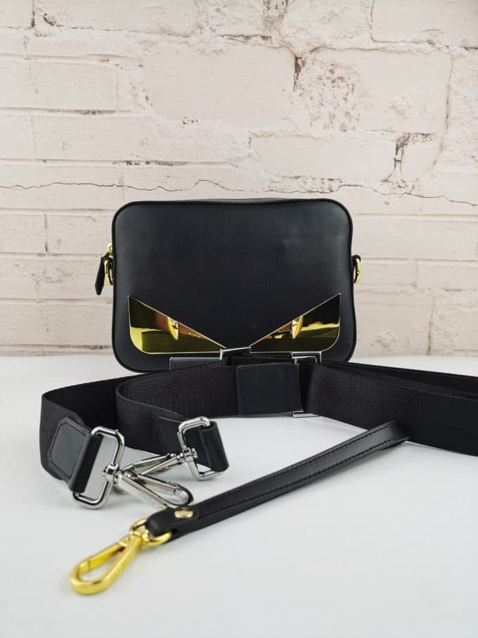 フェンディバッグコピー 定番人気2021新品 FENDI メンズ ショルダーバッグ