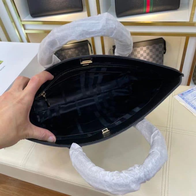人気高級バーバリーバッグコピー 定番人気2021新品 BURBERRY メンズ トートバッグ - 画像 (8)