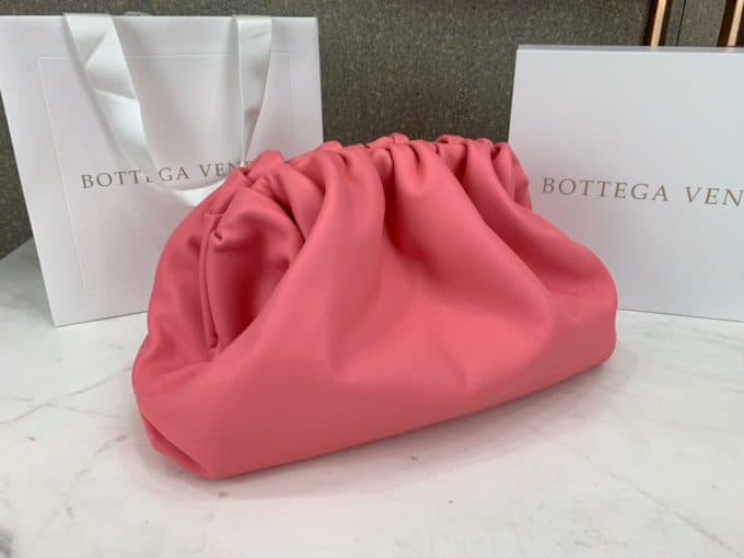 2019人気新作ボッテガヴェネタ(Bottega Veneta)☆レディースセカンドバッグコピー☆どんなアイテムとも相性がいい！絶賛発売中！！ - 画像 (2)