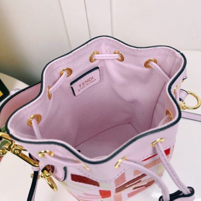フェンディバッグコピー 定番人気2022新品 FENDI レディース バケツバッグ - 画像 (8)
