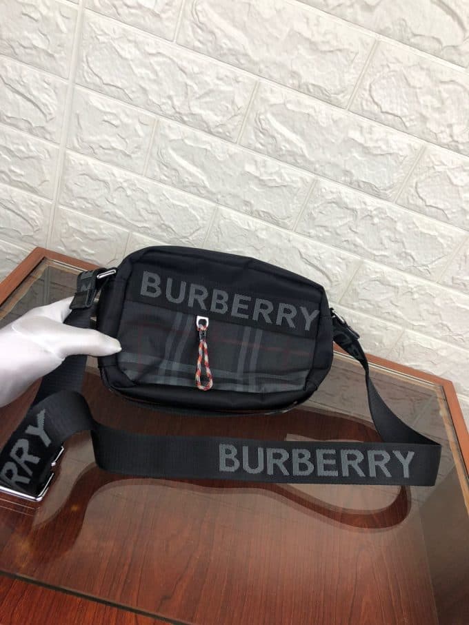 バーバリーバッグコピー 大人気2021新品 BURBERRY メンズ ウエストポーチ - 画像 (8)