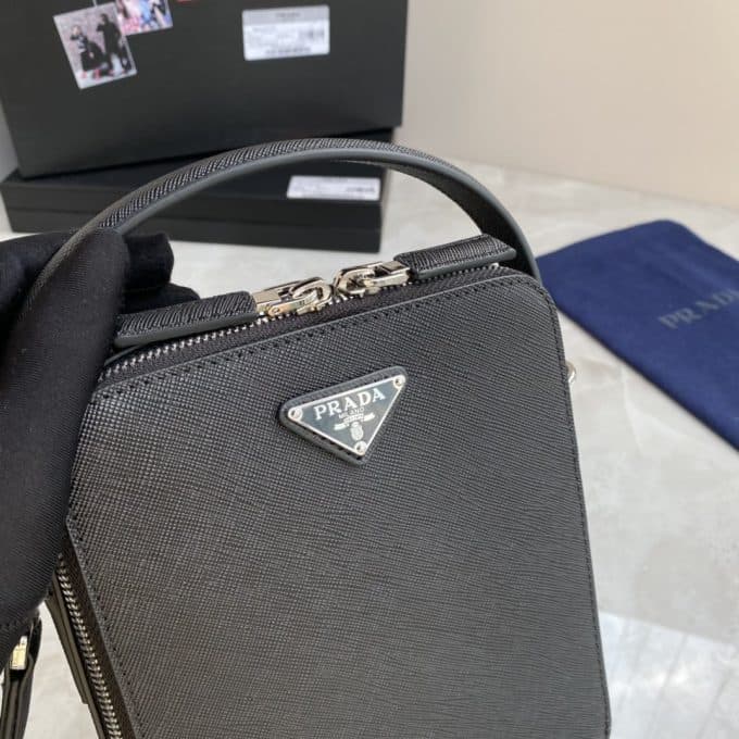 プラダバッグコピー 2021新品注目度NO.1 PRADA メンズ ショルダーバッグ - 画像 (4)