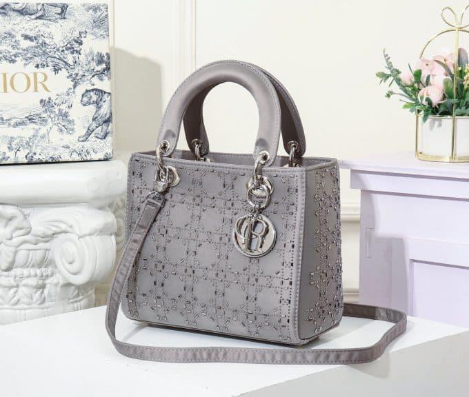 ディオールバッグコピー 2020新品注目度NO.1 Dior レディース ハンドバッグ