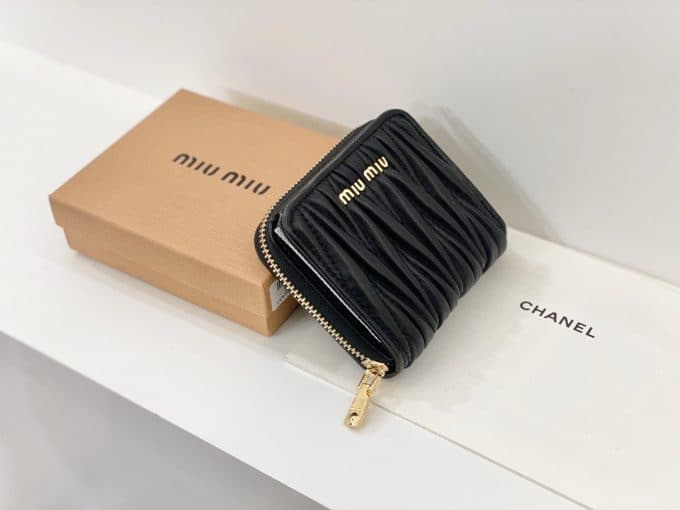 ミュウミュウ財布コピー 2021新品注目度NO.1 MIUMIU レディース 財布 - 画像 (7)