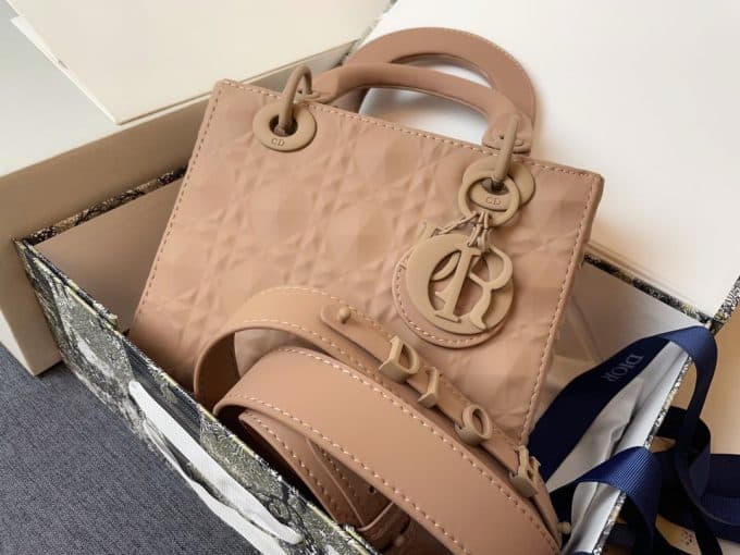 ディオールバッグコピー 定番人気2022新品 Dior レディース ハンドバッグ - 画像 (3)
