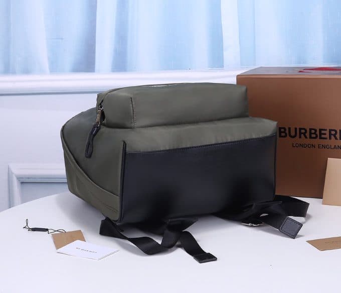 バーバリーバッグコピー 2021新品注目度NO.1 BURBERRY 男女兼用 バックパック - 画像 (4)
