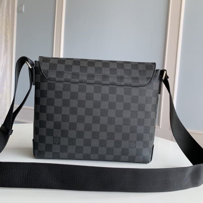高品質ルイヴィトンバッグコピー 2021新品注目度NO.1 Louis Vuitton メンズ ショルダーバッグ - 画像 (2)