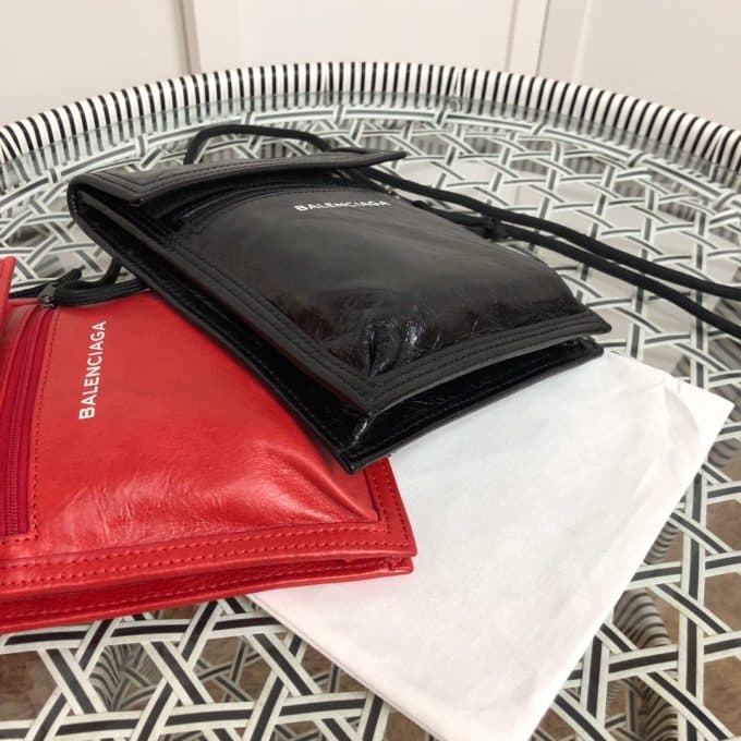 バレンシアガバッグコピー 定番人気2021新品 BALENCIAGA 男女兼用 ショルダーバッグ - 画像 (4)