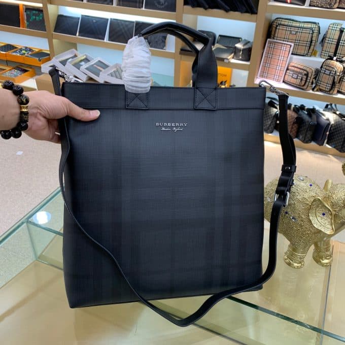 バーバリーバッグコピー 定番人気2021新品 BURBERRY メンズ トートバッグ - 画像 (4)