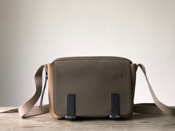 高品質 ロエベバッグコピー 定番人気2021新品 Loeweメンズ ショルダーバッグ