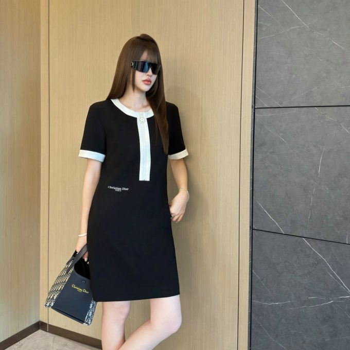 クリスチャンディオール ドレス 2025年 CHRISTIAN DIOR ショートワンピース 半袖 クルーネック レディース - 画像 (10)