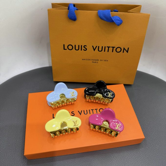 ルイヴィトン 2025年 ヘアピン LOUISVUITTON ヘアクリップ 超可愛い - 画像 (4)