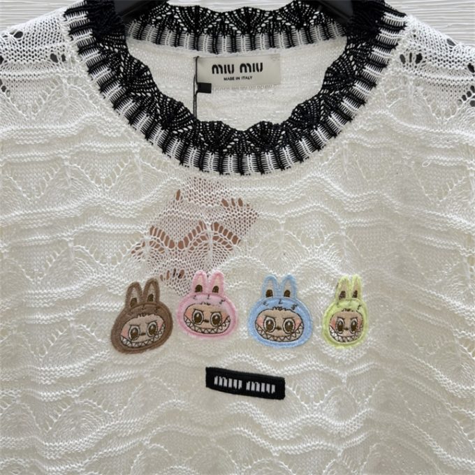 ミュウミュウ ニットシャツ 2025年 MIUMIU 透かし彫り Tシャツ 半袖 セーター クルーネック レディース - 画像 (6)