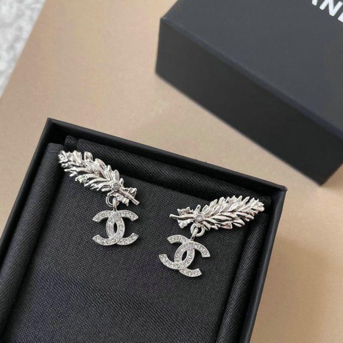 シャネル CHANEL 2025年 ピアス イヤリング ジュエリー