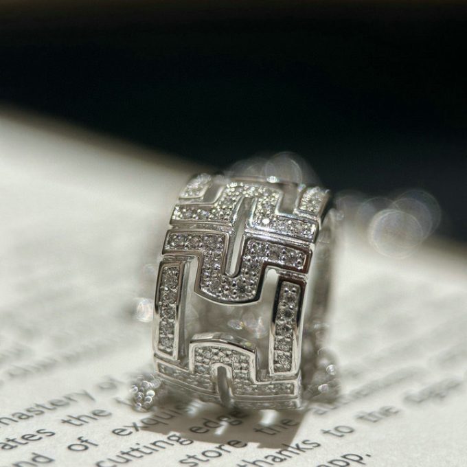 BVLGARI ブルガリ 2025年 パレンテシ ラウンド フルダイヤ ペンダント ネックレス レディース ジェリー - 画像 (3)