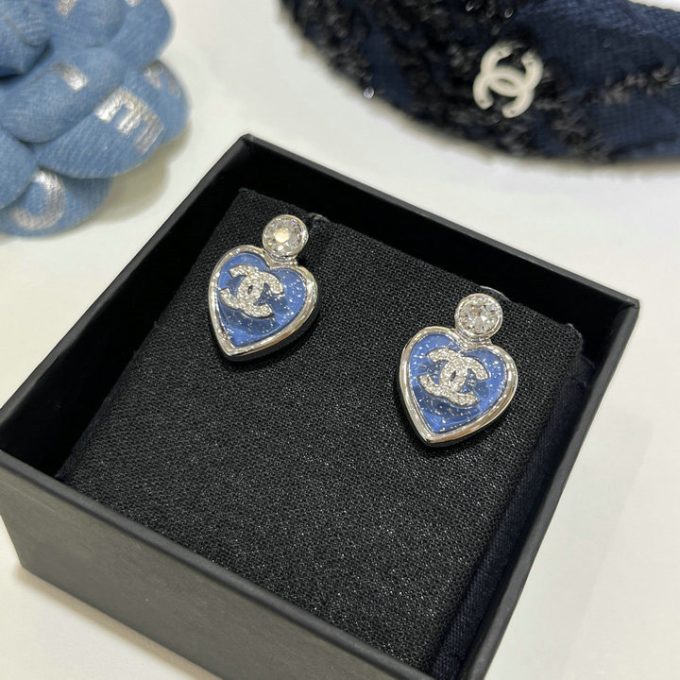 シャネル CHANEL 2025年 ピアス イヤリング ジュエリー