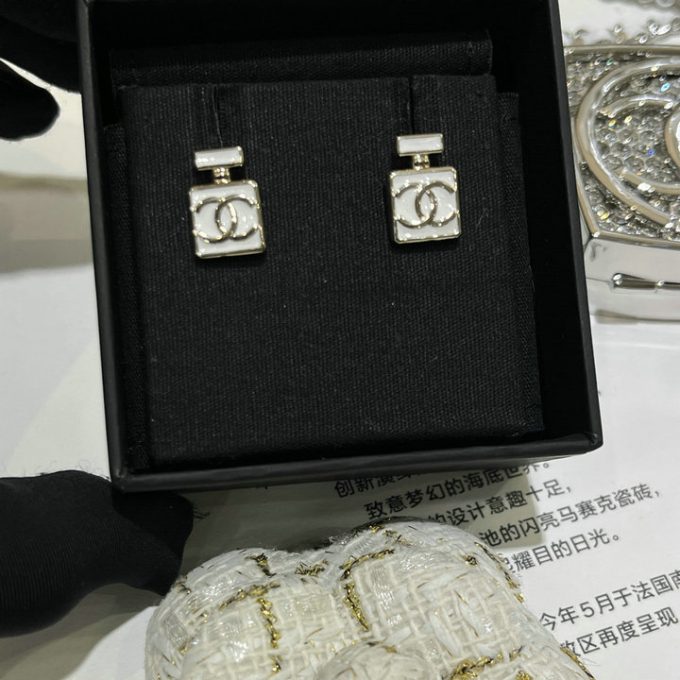 シャネル CHANEL 2025年 ピアス イヤリング ジュエリー