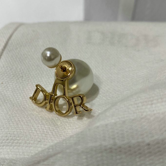 クリスチャンディオール 2025年 トライバル ピアス CHRISTIAN DIOR イヤリング ジュエリー ホワイト レジンパール - 画像 (7)