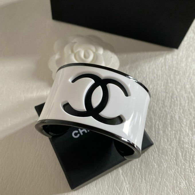 シャネル バングル 2025年 CHANEL ココマーク オープンバングル ブレスレット レディース ジェリー - 画像 (6)