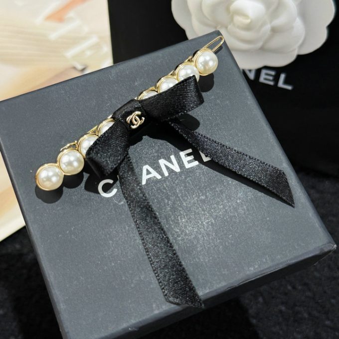 シャネル 2025年 リボン付き ヘアピン CHANEL ヘアクリップ 超可愛い