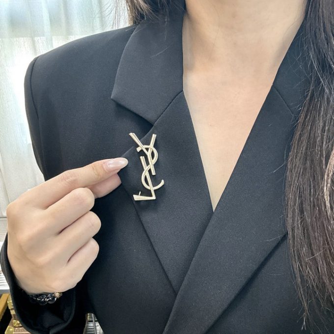 Saint laurent YSL イヴサンローラン 2025年 ブローチ レディース ジェリー アクセサリー - 画像 (9)