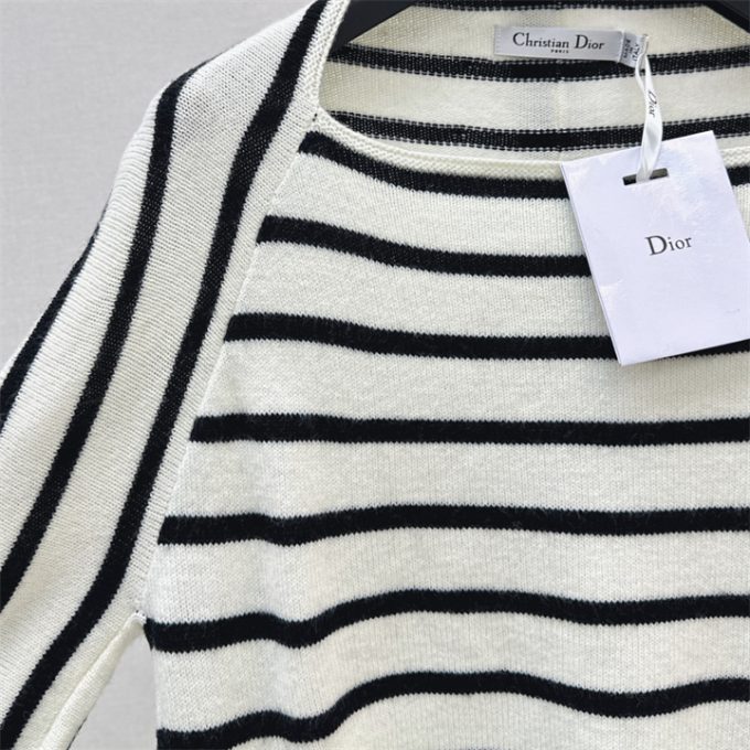 クリスチャンディオール ニットシャツ 2025年新作 DIOR D-ストライプ バージンウール セーター ボートネック レディース - 画像 (5)