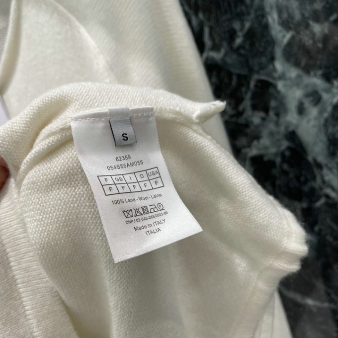 クリスチャンディオール DIOR 2025年 オフショルダー セーター ロングスリーブ ウールニット シンプル おしゃれ レディース - 画像 (7)